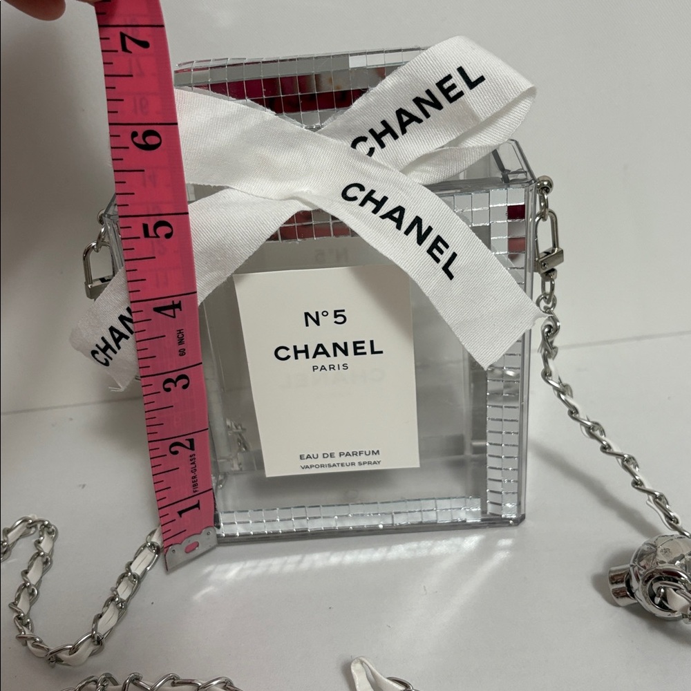 Plastic Clear No 5 Chanel Perfume Bottle Clutch Bag - Picture 4 of 9